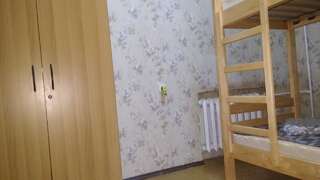 Хостелы Yourhostel Lumumby Киев Кровать в общем номере для женщин с 4 кроватями-9